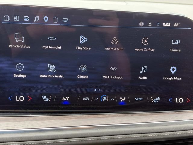 Used 2025 Gray Chevrolet Z71 image 29