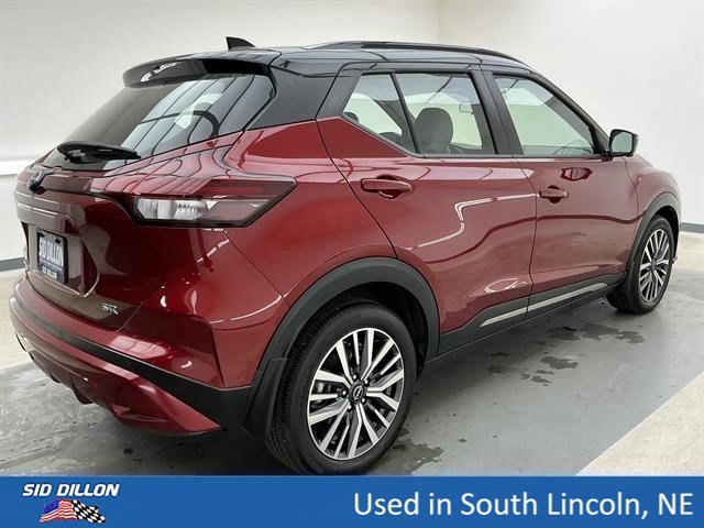 Used 2023 Scarlet Ember Tintcoat/Super Black Nissan SR image 4