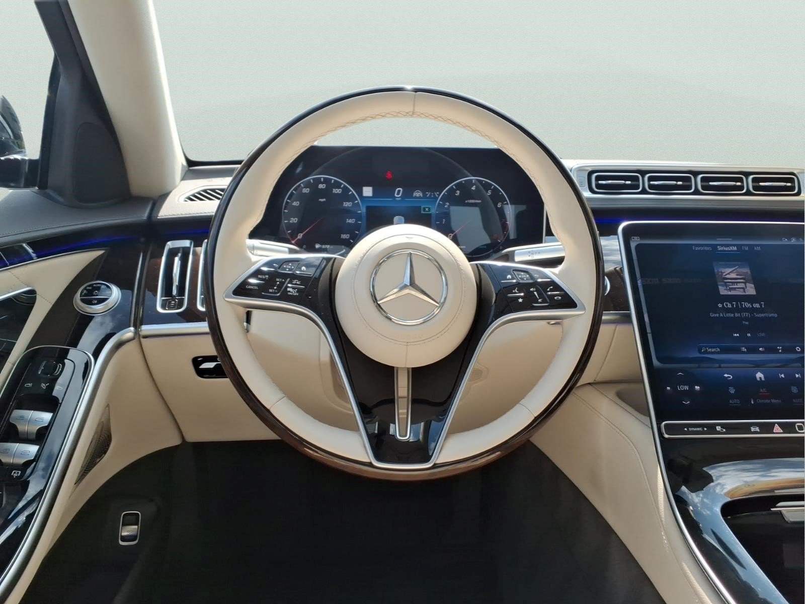 Certified Used 2024 Obsidian Black Metallic Mercedes-Benz S 580 4MATIC® Sedan image 13