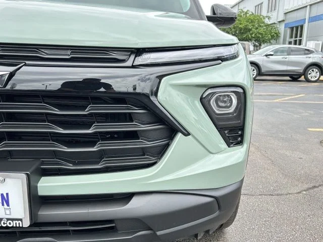 Used 2026 Cacti Green Chevrolet LT image 3