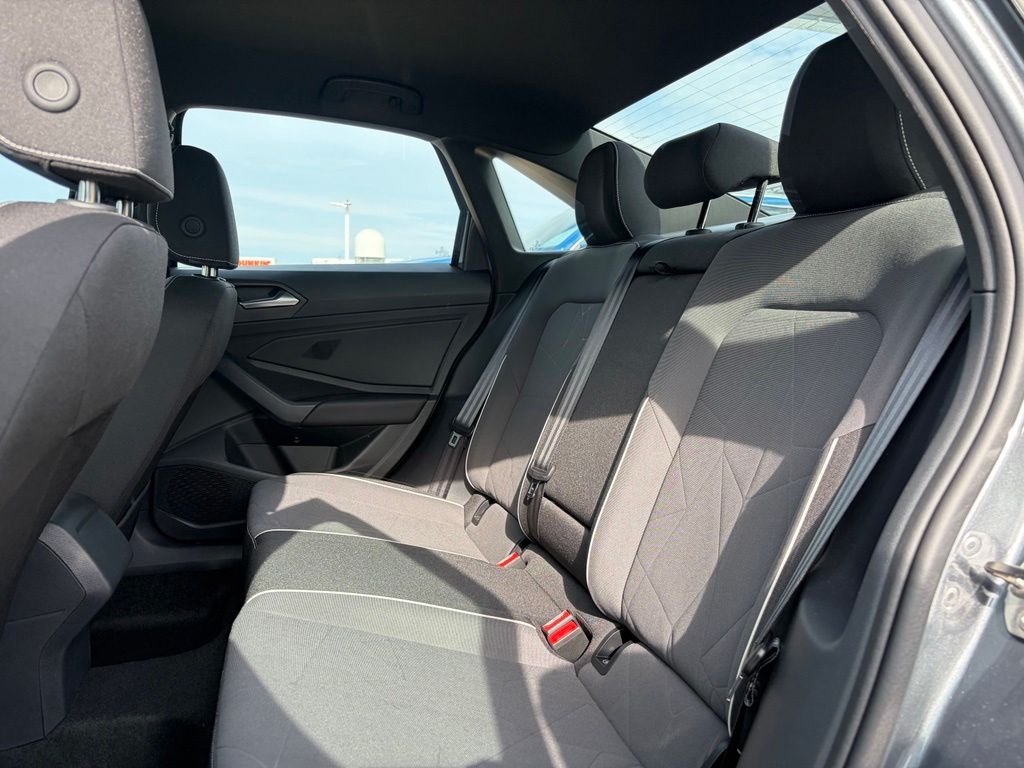 New 2026 Platinum Gray Metallic Volkswagen 1.5T Sport image 22