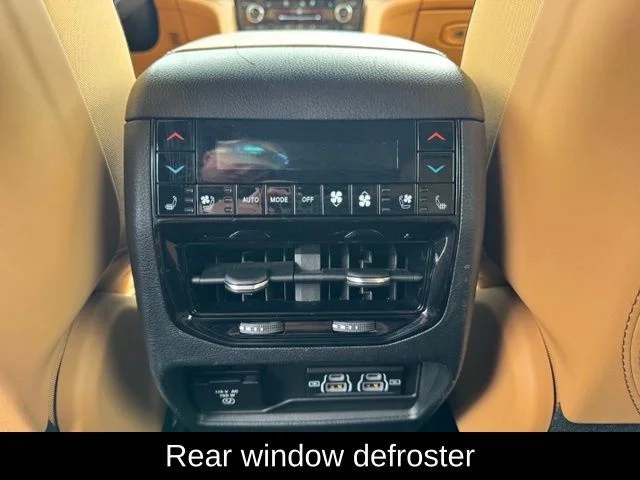 Used 2023 Gray Jeep Summit image 21