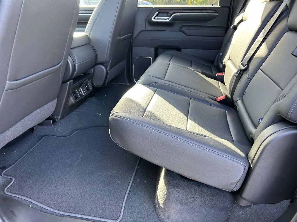 New 2026 Onyx Black GMC SLT image 12