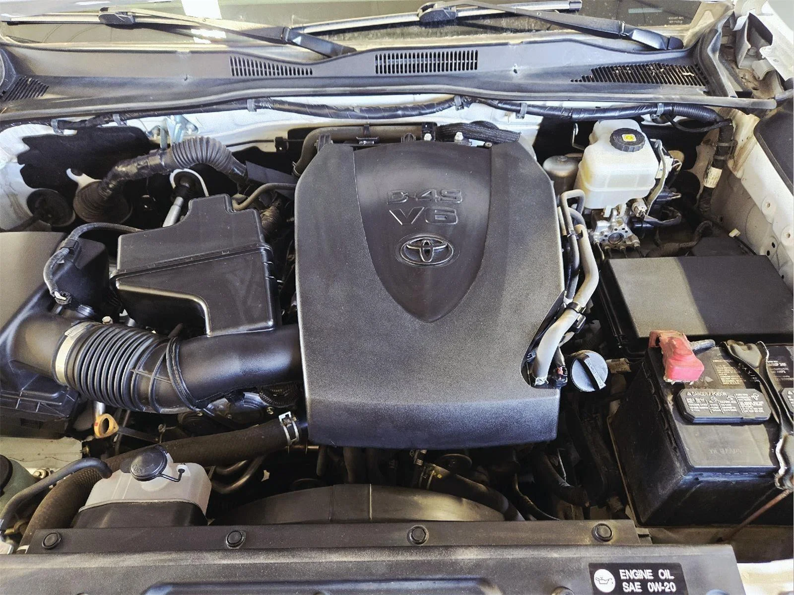 Used 2019 Super White Toyota TRD Off Road image 55