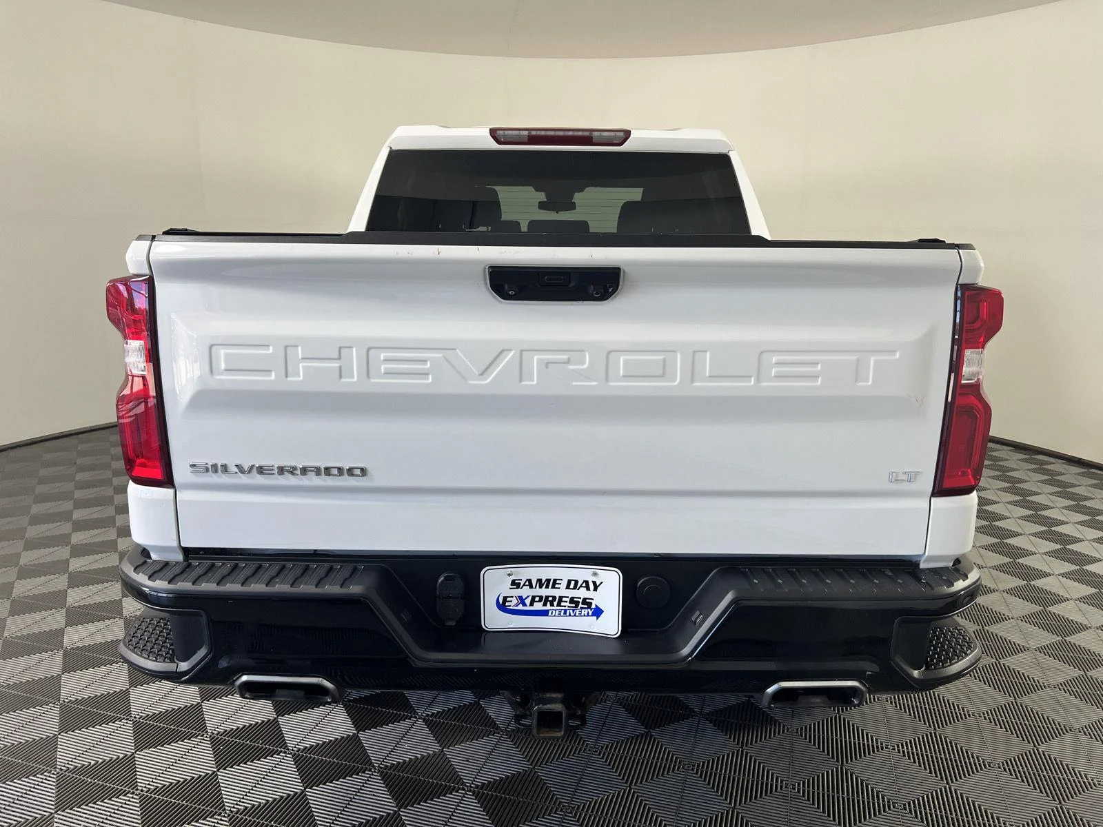 Used 2022 SUMMIT WHITE Chevrolet LT Trail Boss image 25