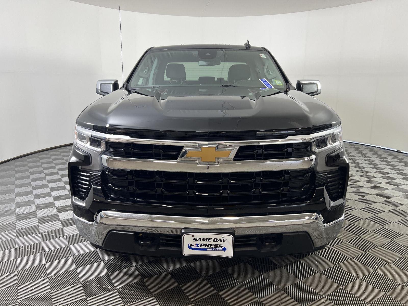 Used 2024 Black Chevrolet LT image 28