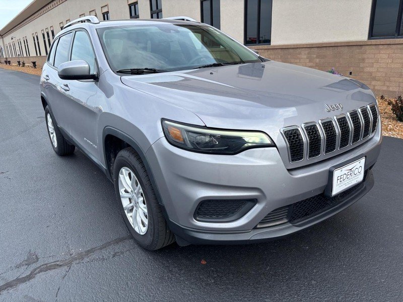Used 2021 Jeep Cherokee Latitude with VIN 1C4PJMCB8MD186756 for sale in Wood River, IL