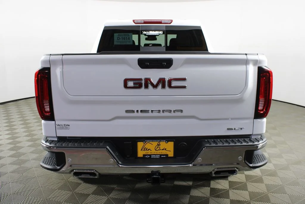 2026 GMC Sierra 1500 SLT - Photo 6