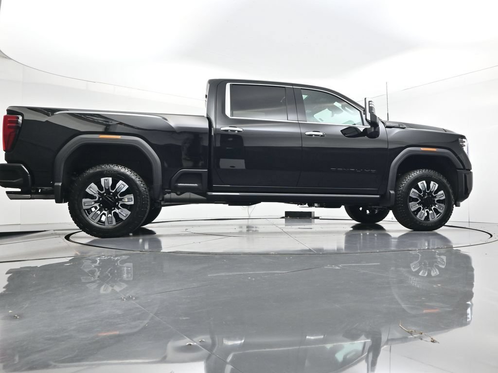 New 2026 Onyx Black GMC Denali image 32