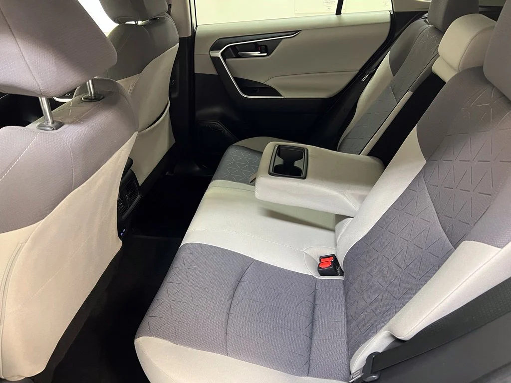 Certified Used 2022 White Toyota XLE image 29