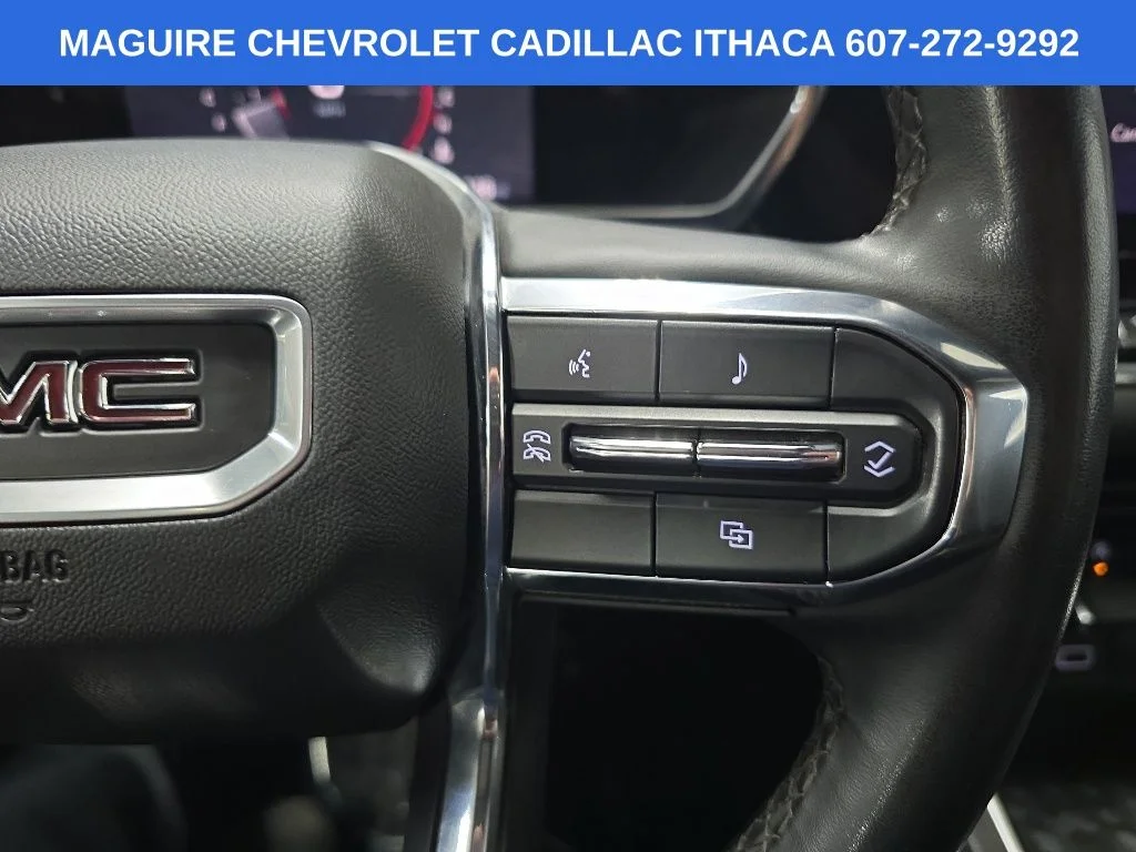 Used 2023 White GMC Elevation image 20