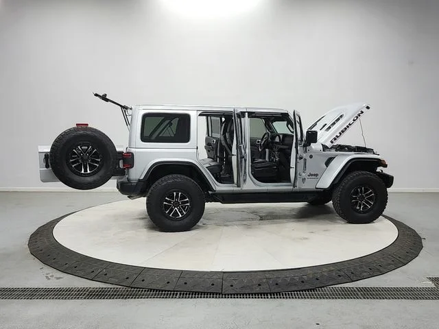 Used 2024 Silver Jeep Rubicon X image 16