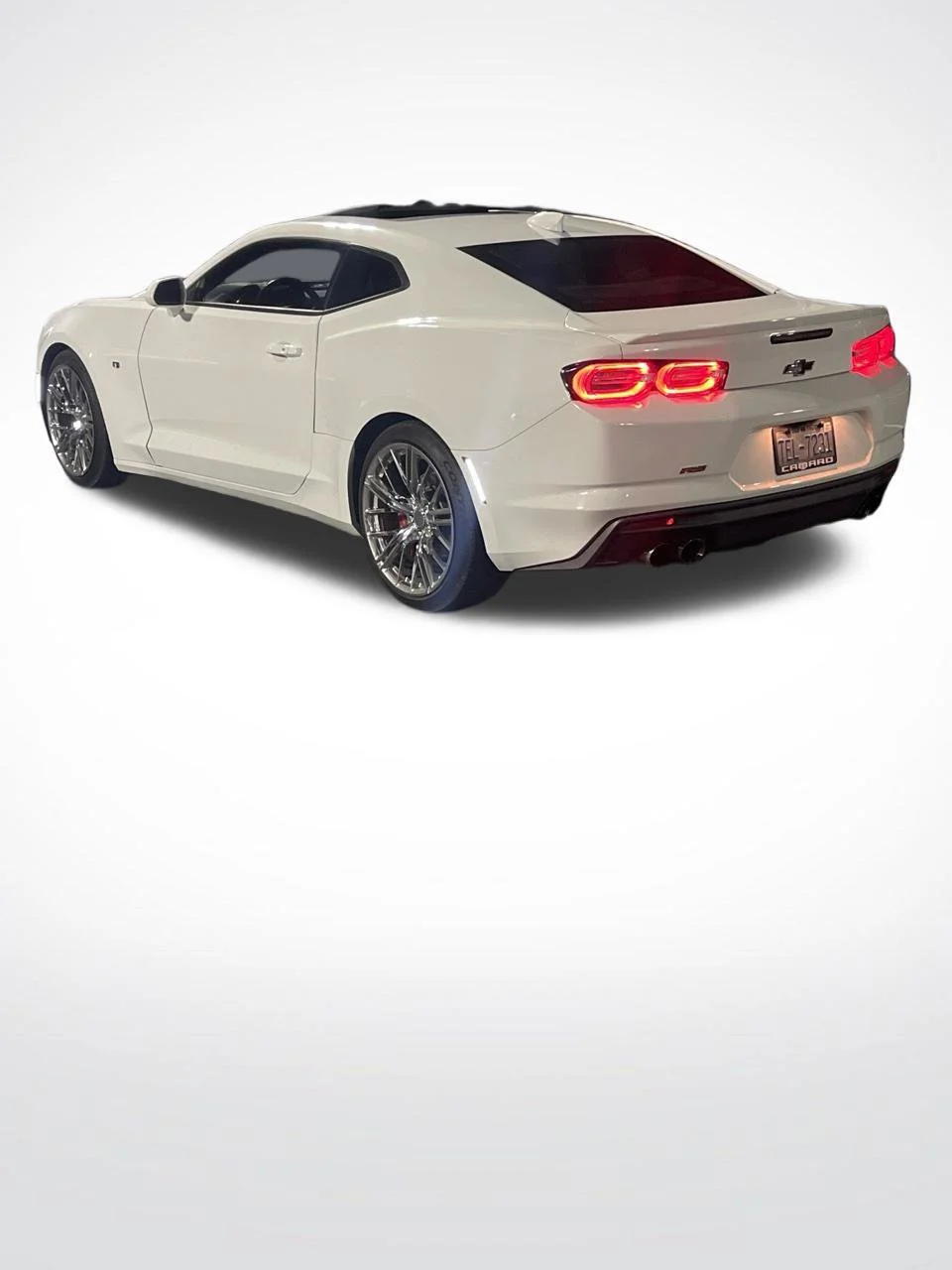 Used 2021 Summit White Chevrolet 2LT image 5