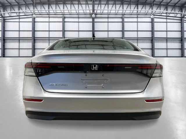 New 2026 Solar Silver Metallic Honda SE image 4