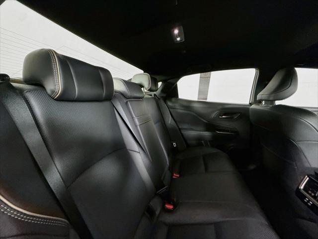 Certified Used 2026 BLACK Toyota  image 38