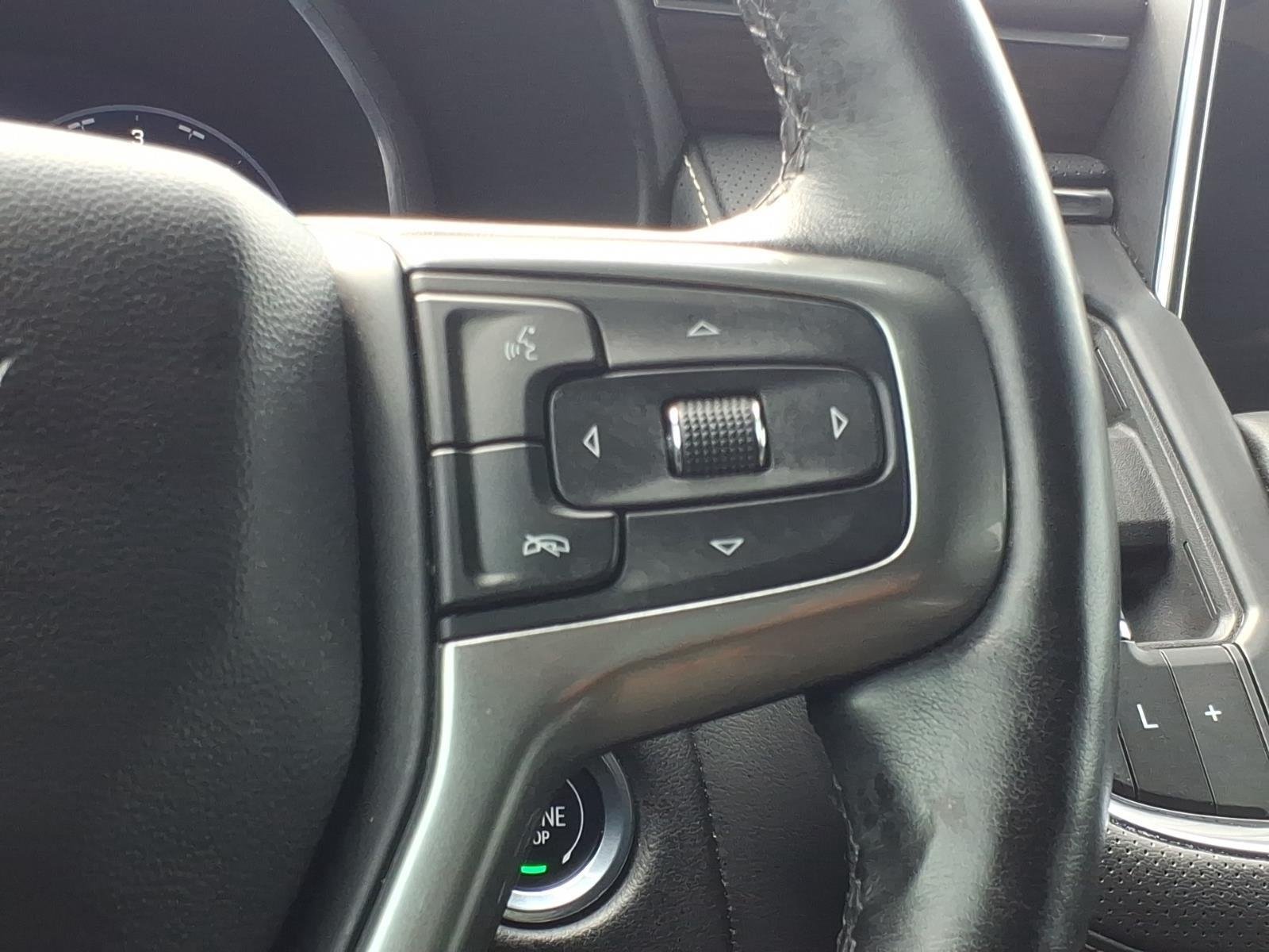 Used 2023 Black Chevrolet Premier image 32