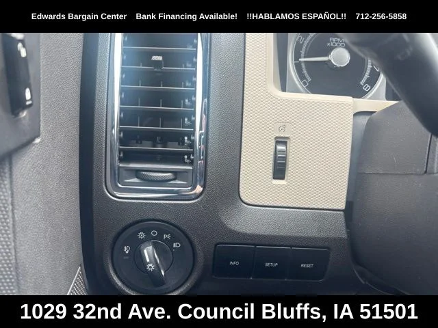 Used 2008 Blue Mercury Premier image 18