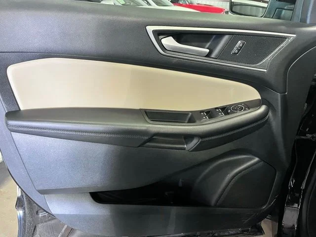 Used 2024 Black Ford SEL image 20