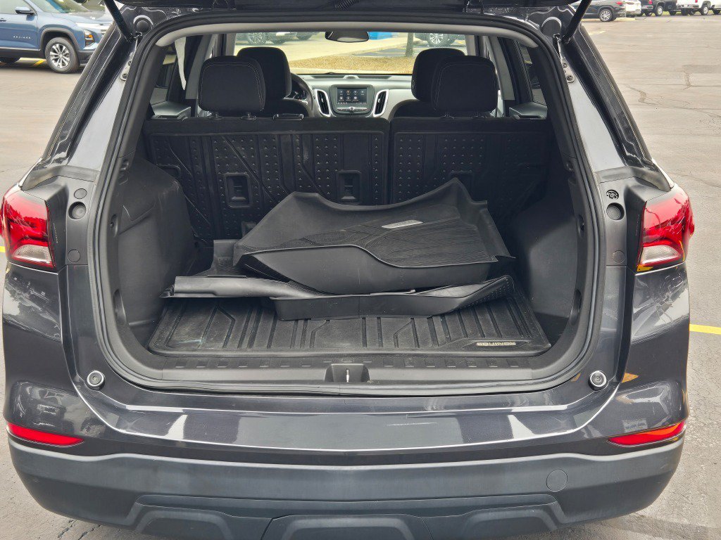 2022 Chevrolet Equinox LS - Photo 14