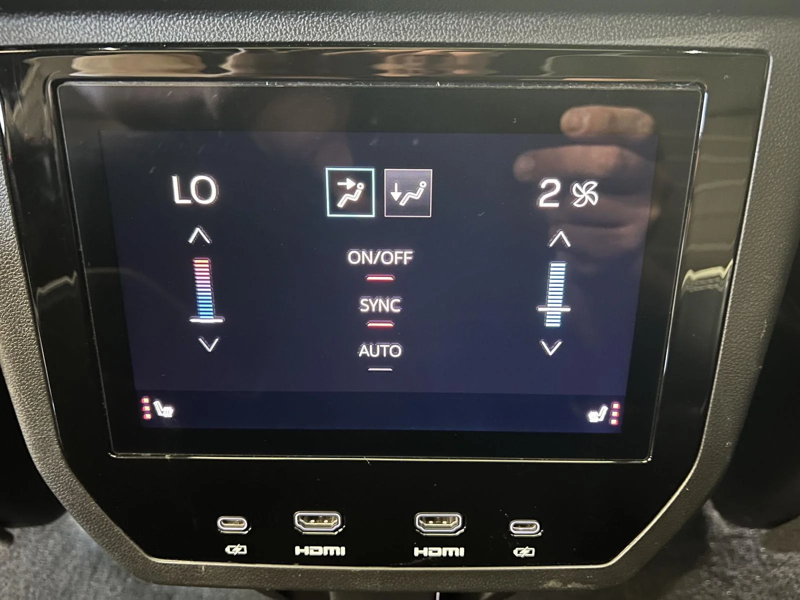 Used 2025 Sterling Metallic GMC Denali Ultimate image 31