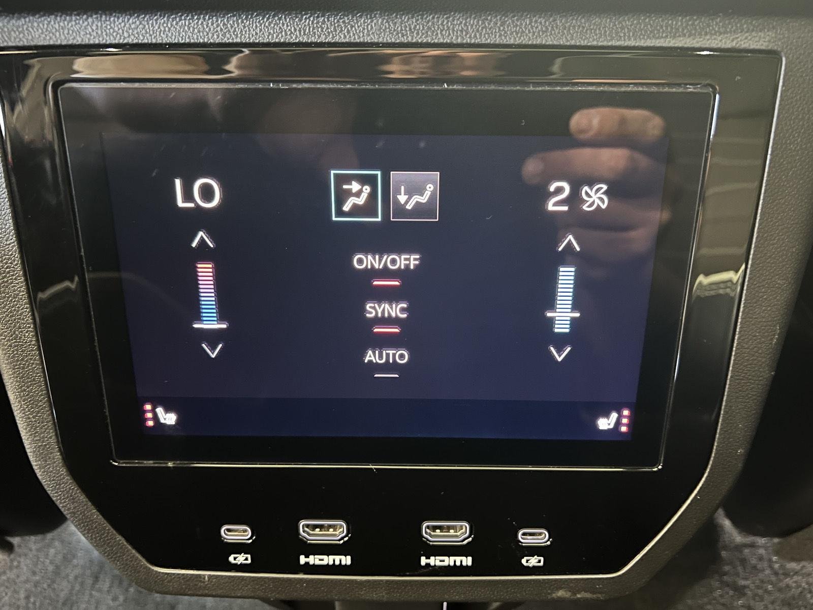 Used 2025 Sterling Metallic GMC Denali Ultimate image 31
