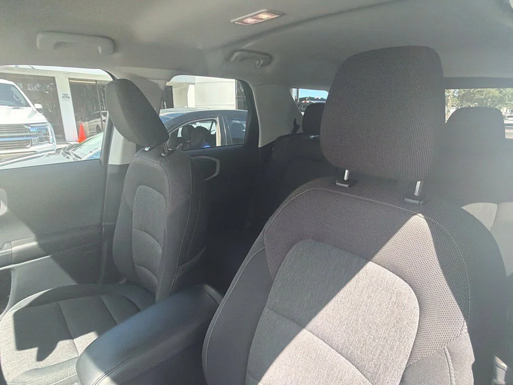 Certified Used 2024 Oxford White Ford Big Bend image 10