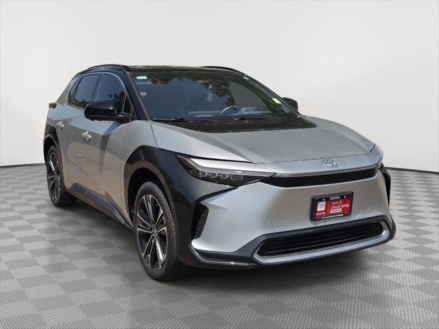 Certified Used 2023 Elemental Silver Metallic w/Black Roof Toyota Limited image 40