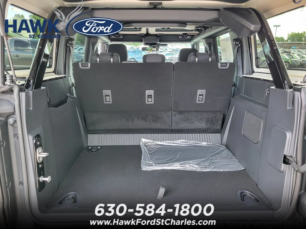 New 2026 Shadow Black Ford Big Bend® image 18
