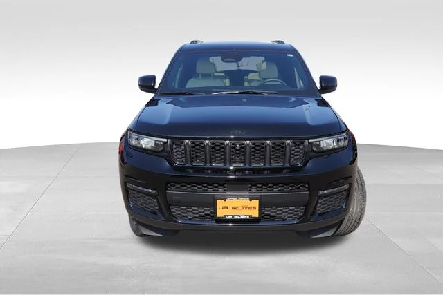 Certified Used 2025 Black Jeep Limited image 12