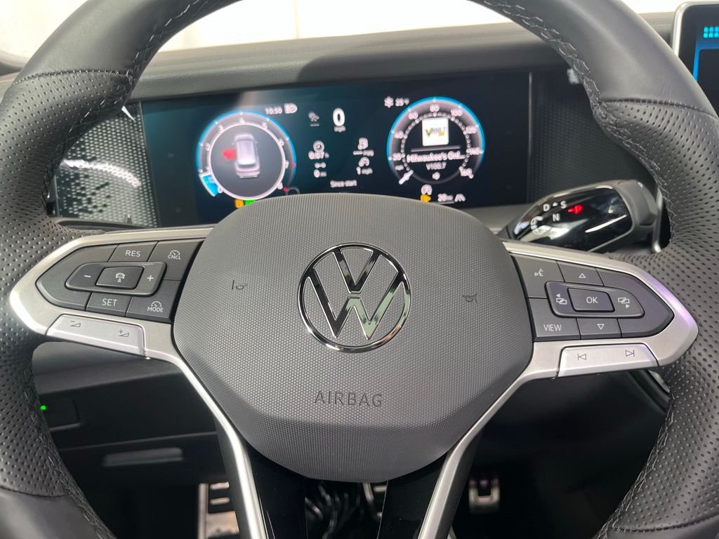 2026 Volkswagen Tiguan SE R-LINE BLACK - Photo 18