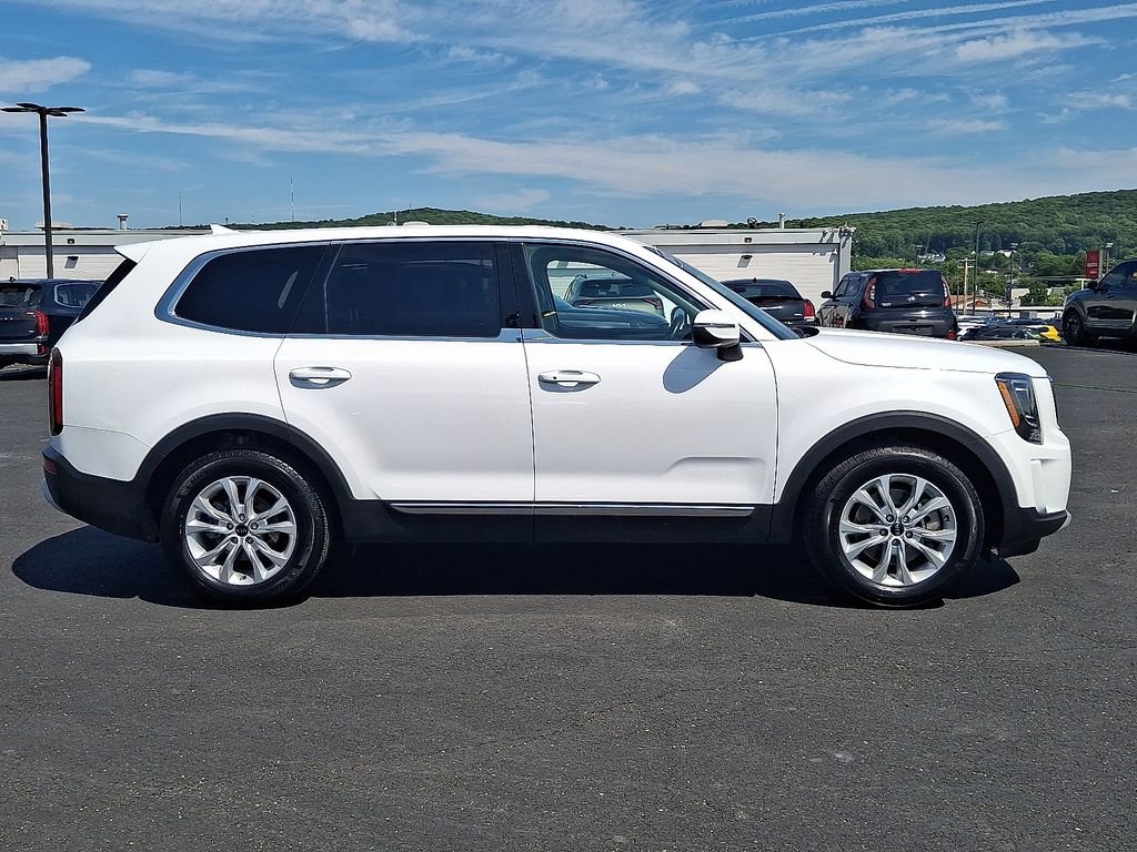Certified Used 2021 White Kia LX image 7