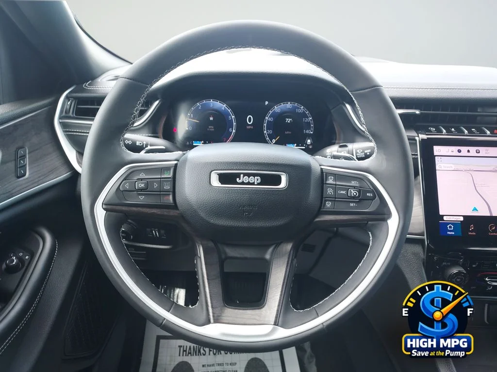 Used 2024 Black Jeep Limited image 21