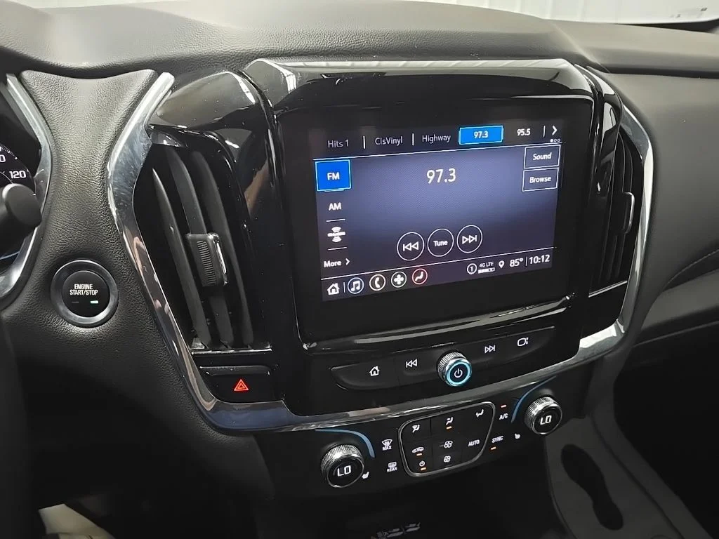 Used 2023 Green Chevrolet LT image 24
