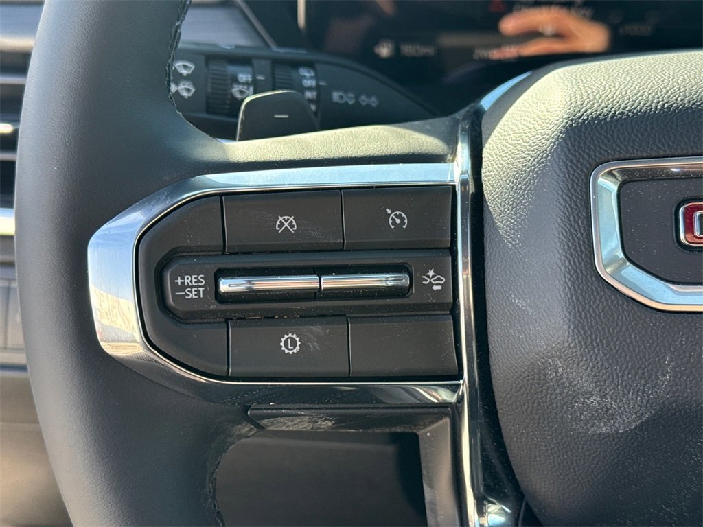 2026 GMC ACADIA - Image 19