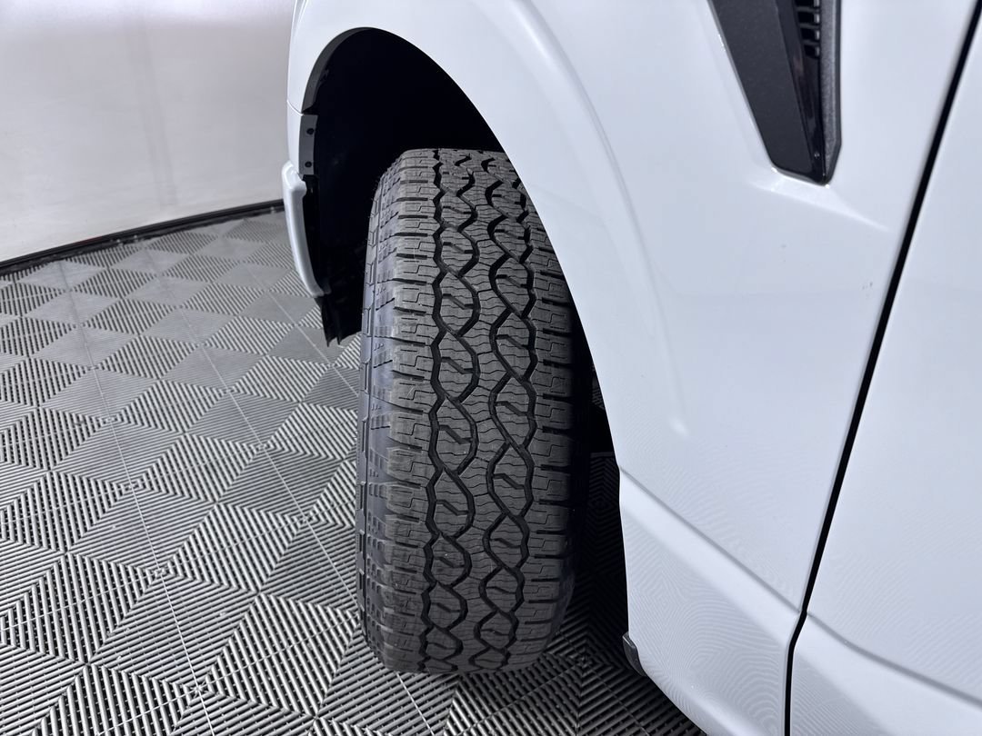 New 2026 Avalanche Ford XLT image 29