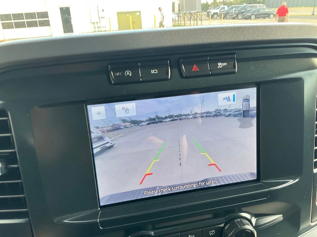 Used 2023 Silver Ford XLT image 17