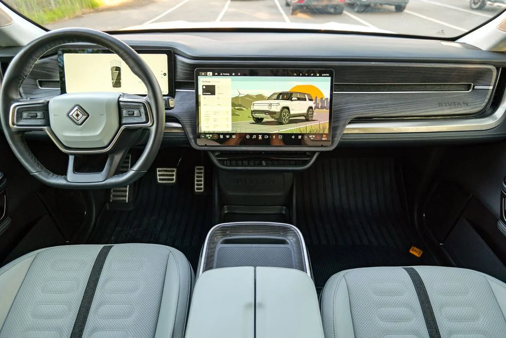 Used 2024 Glacier White Rivian Adventure image 42