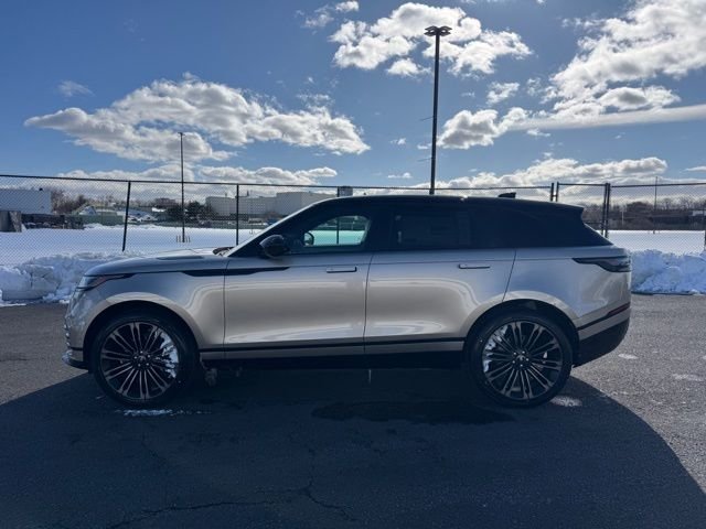New 2026 Batumi Gold Land Rover Dynamic SE image 2