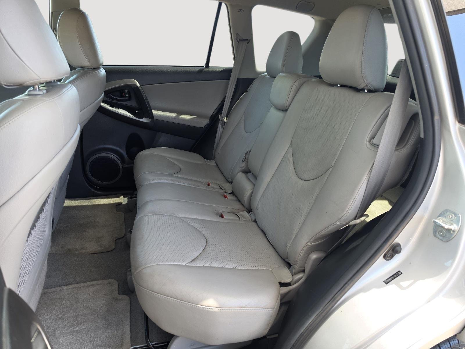 Used 2012 Classic Silver Metallic Toyota Limited image 4