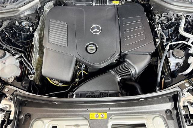 New 2026 Black Mercedes-Benz GLC 300 image 58