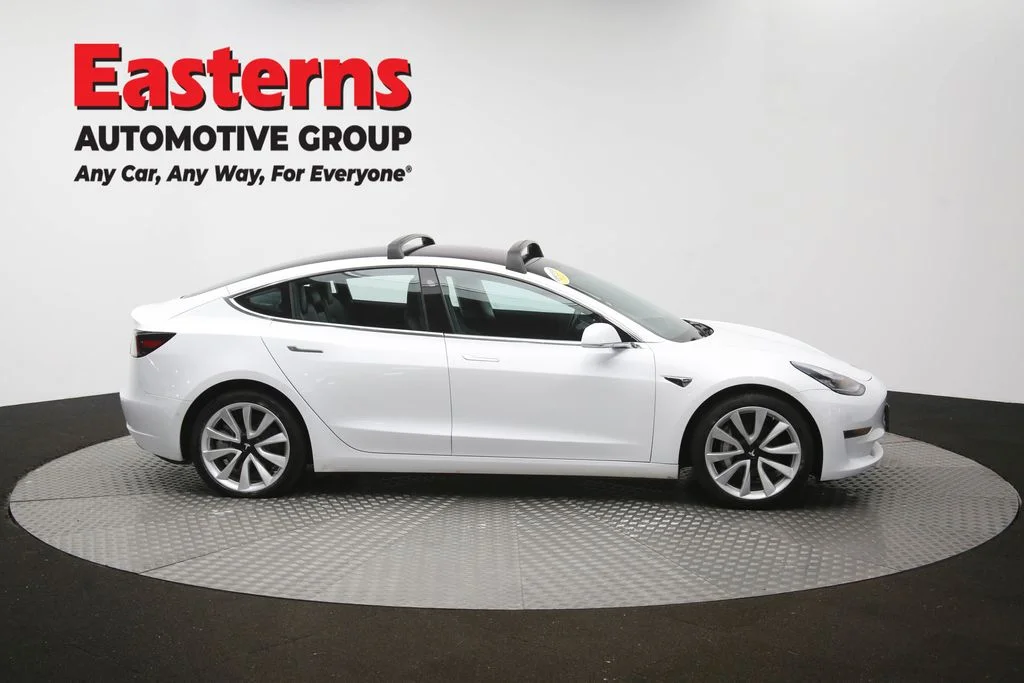 Used 2018 White Tesla Long Range image 40