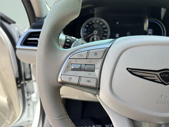 Used 2026 White Genesis 2.5T Prestige image 29