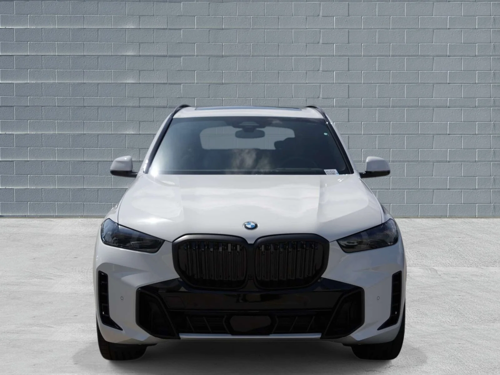 New 2026 Alpine White BMW sDrive40i image 2
