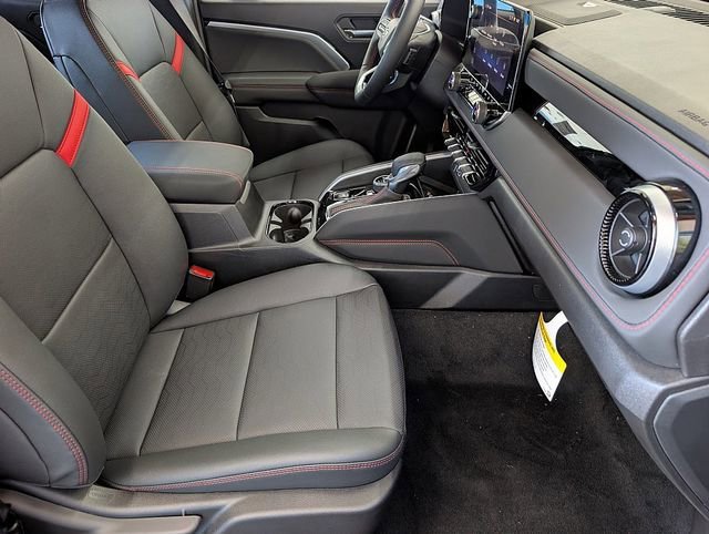 2026 Chevrolet Colorado Z71 - Photo 12