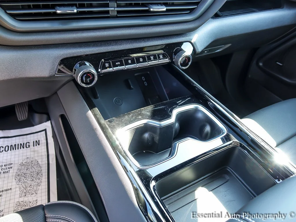 2026 Chevrolet Silverado EV LT - Photo 19