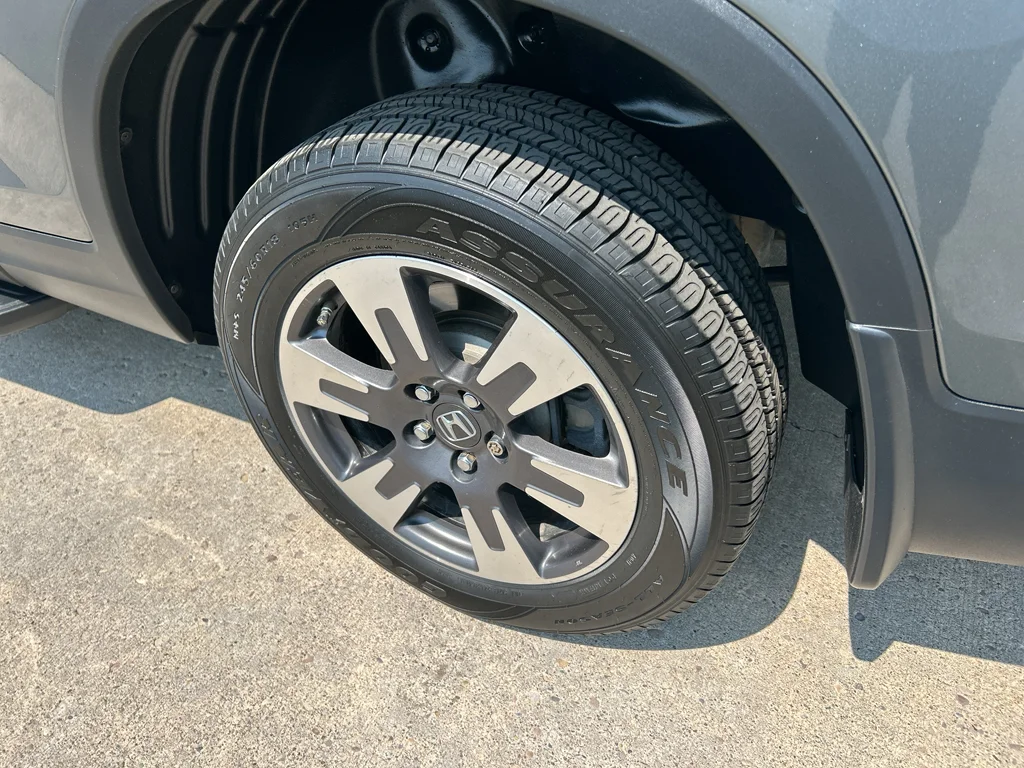 Used 2019 Modern Steel Metallic Honda RTL-E image 28