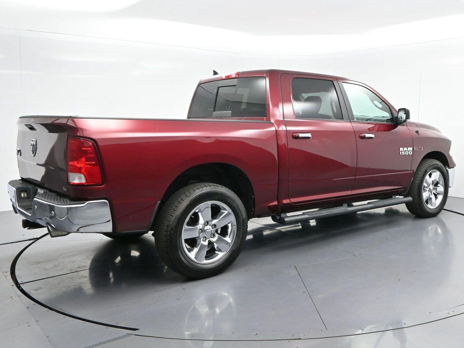 Used 2017 Delmonico Red Pearlcoat Ram Big Horn image 7