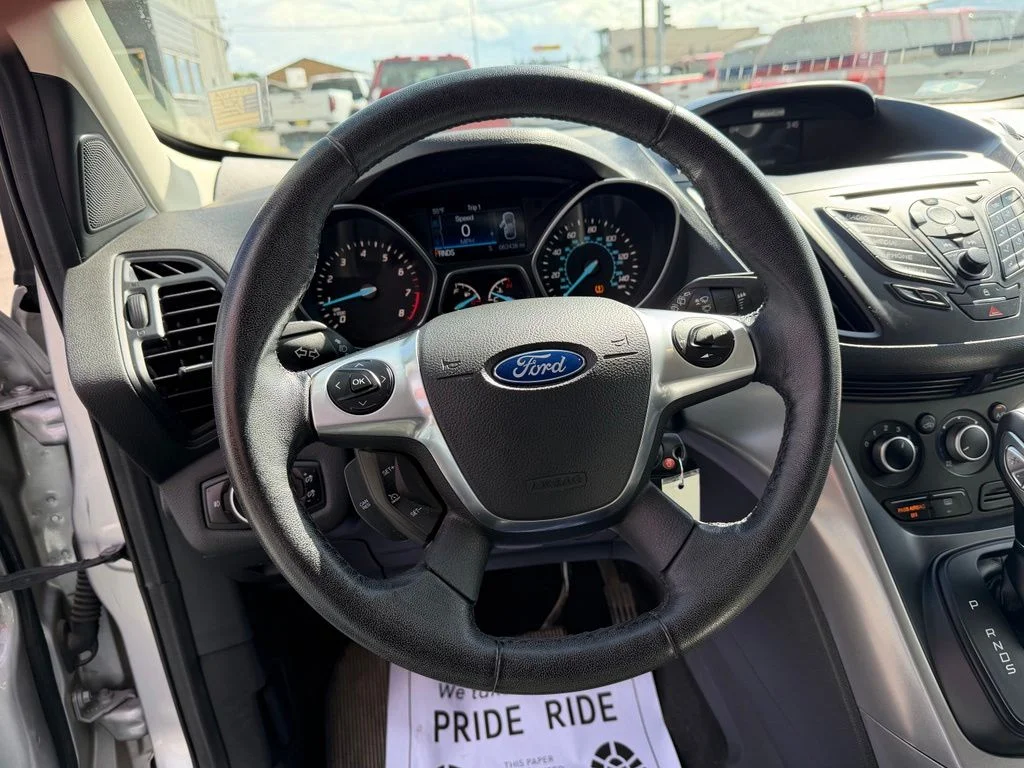 Used 2016 Silver Ford SE image 11