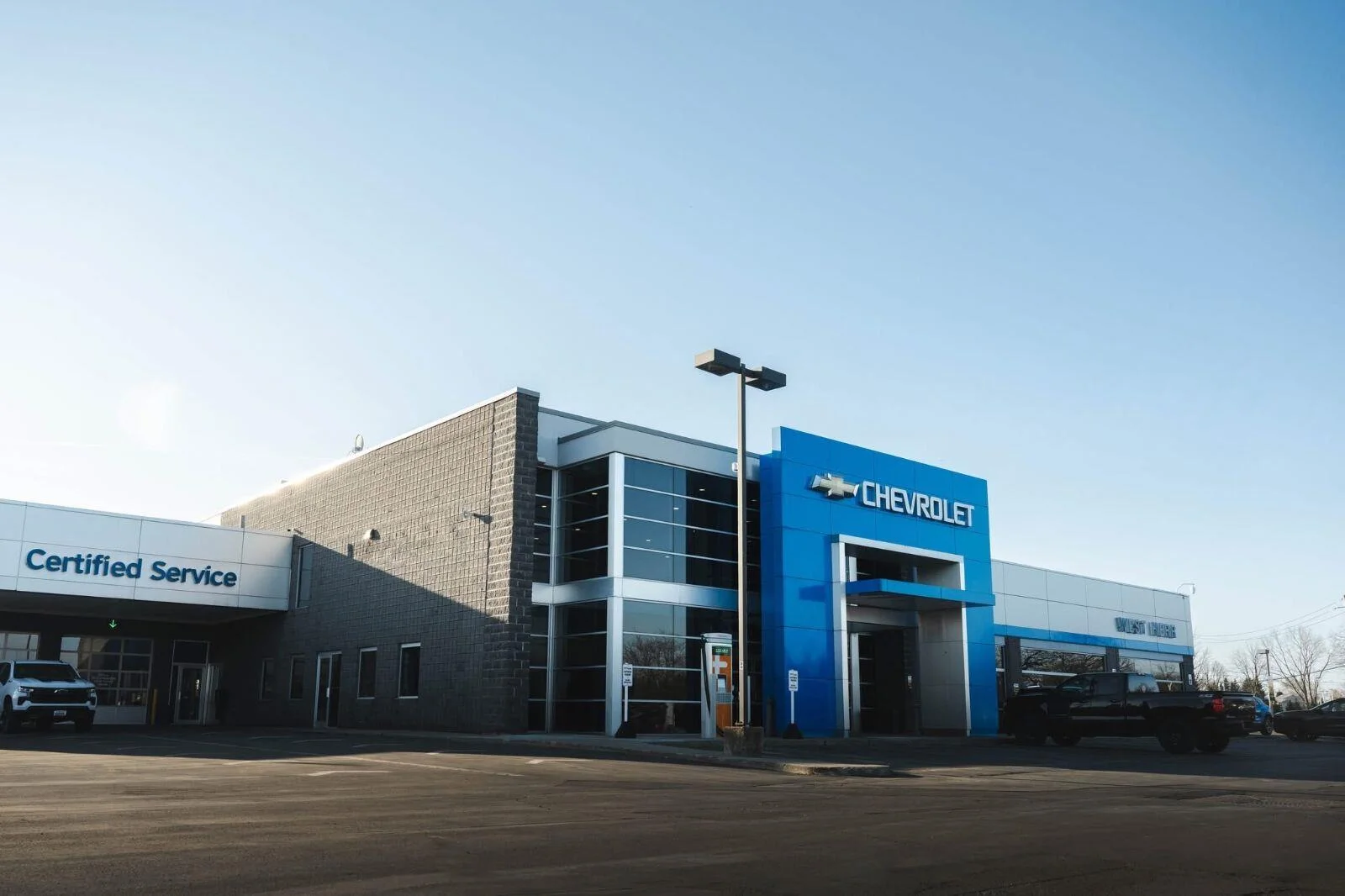 Used 2024 Mosaic Black Metallic Chevrolet Z71 image 21