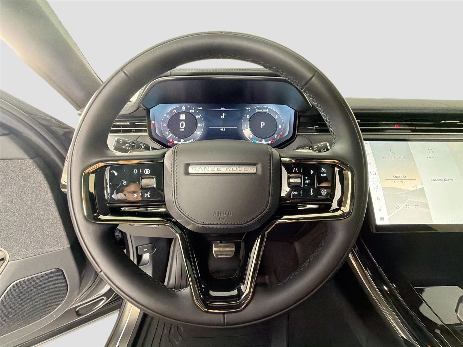 New 2026 Santorini Black LAND ROVER Dynamic SE image 10